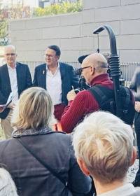 2a6938db-d1a6-4e94-a901-16e1c9537904-1