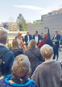 b3a89c1e-5720-42d3-b8dc-15fdf0eb2c7f-1