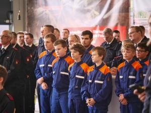 Jugendfeuerwehr Rodenkirchen bei der Einweihung der neuen Feuer- und Rettungswache.